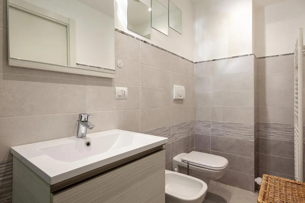 Luxury Apartment With Terrace - Forze Armate Милан